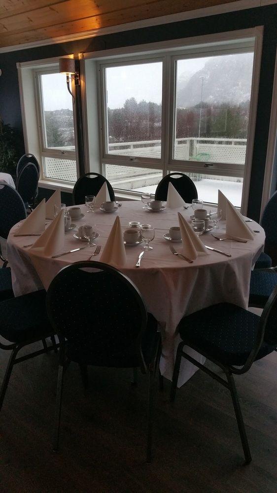 Aalesund Airport Hotel Ytterland Kültér fotó
