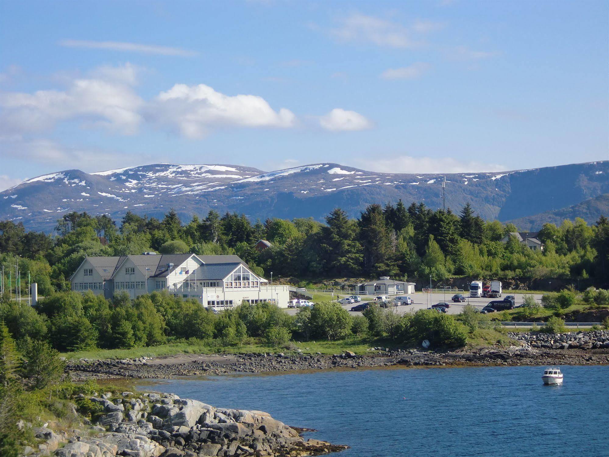 Aalesund Airport Hotel Ytterland Kültér fotó