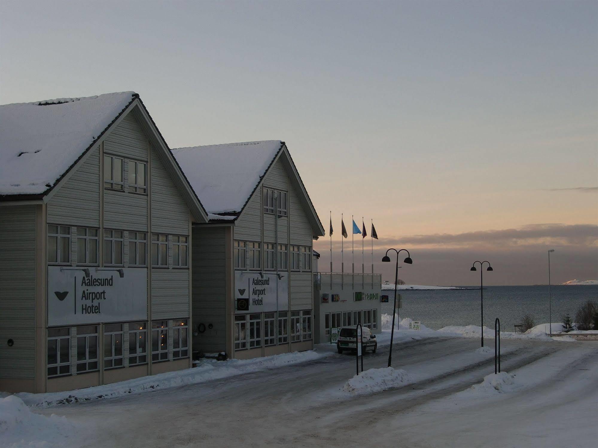 Aalesund Airport Hotel Ytterland Kültér fotó
